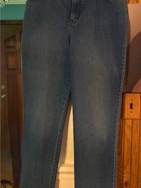 Gloria Vanderbilt Straight-Leg Dark Blue Jeans